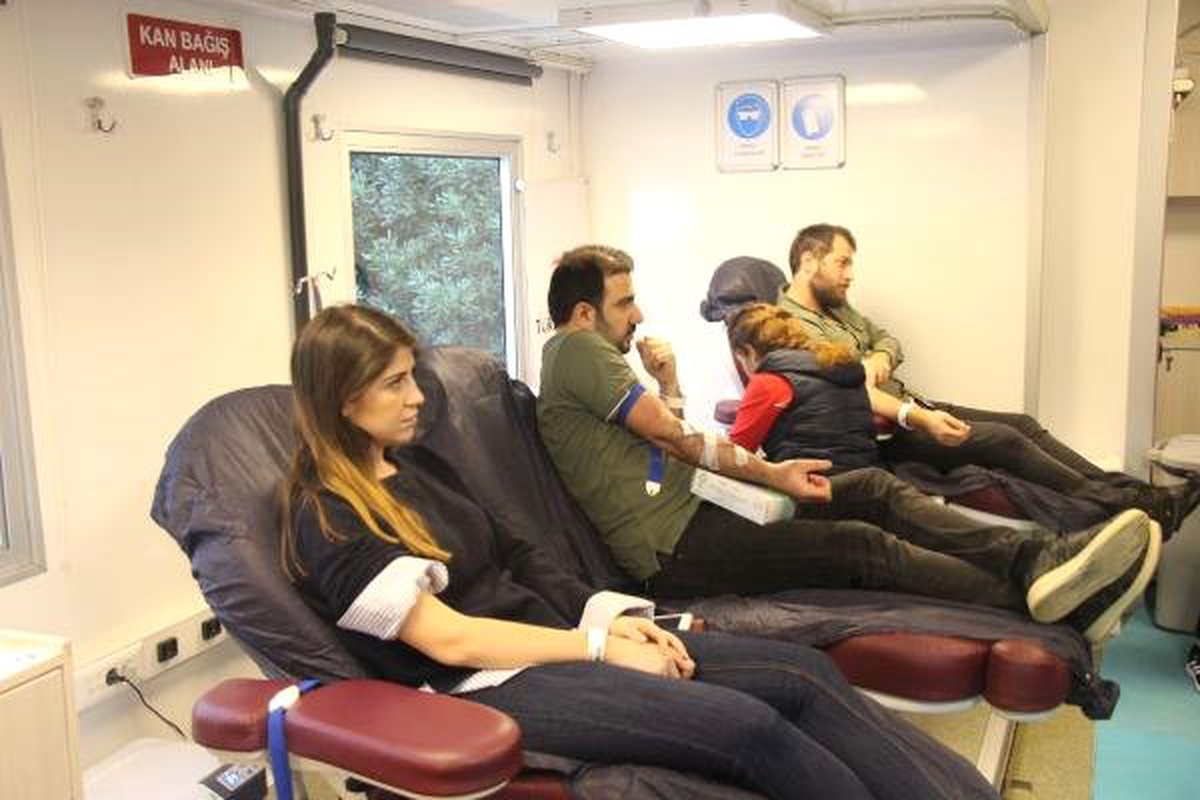Demirören Medya Çalışanlarından Kızılay\'a \'Kök Hücre ve Kan Bağışı\'
