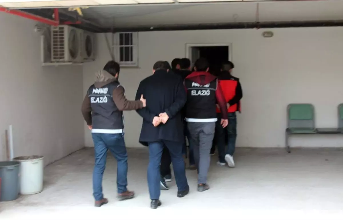 Elazığ\'da Uyuşturucu Operasyonu: 6 Şüpheli Adliyeye Sevk Edildi