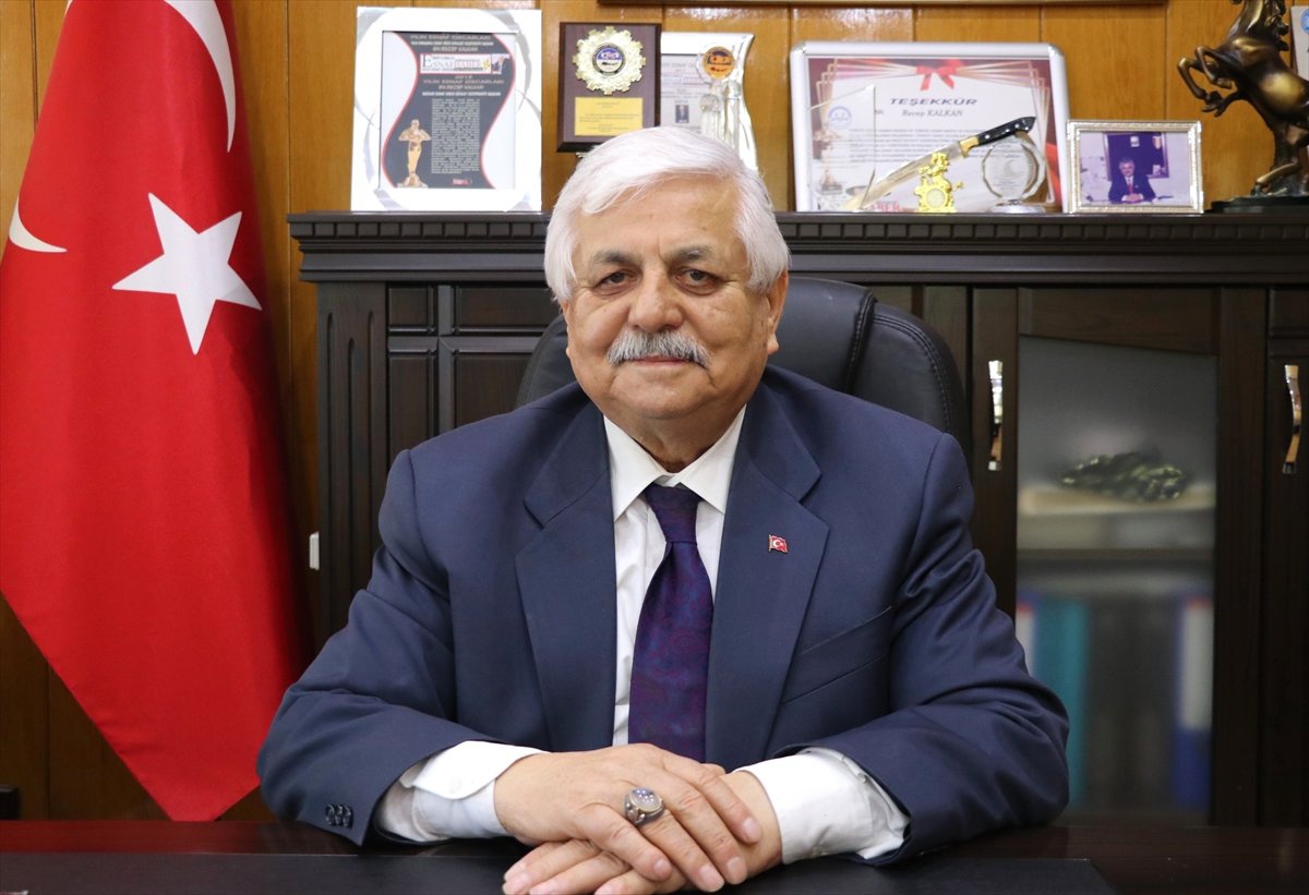 Esnaf ve Sanatkarlara 200 Bin Liraya Kadar Kredi Desteği