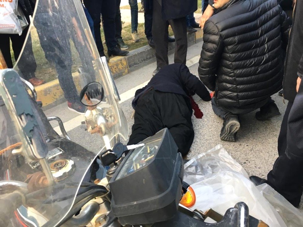 İslahiye \'De Otomobil Motosiklete Çarptı: 1 Yaralı