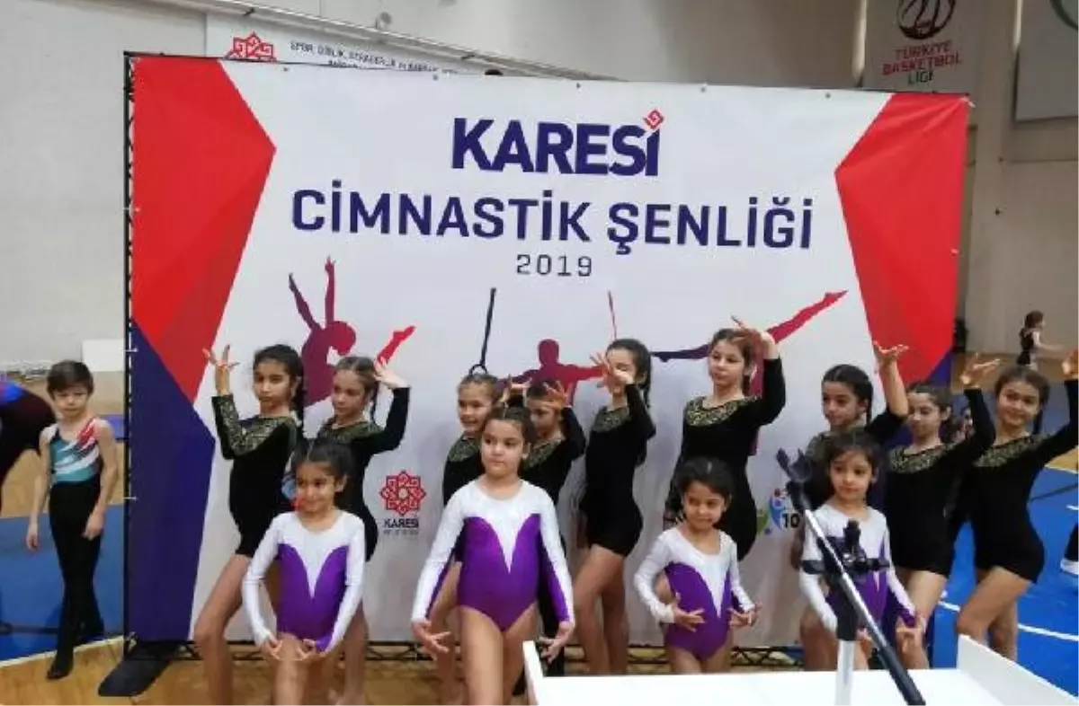 Karesi\'de Jimnastik Şenliği Düzenlendi