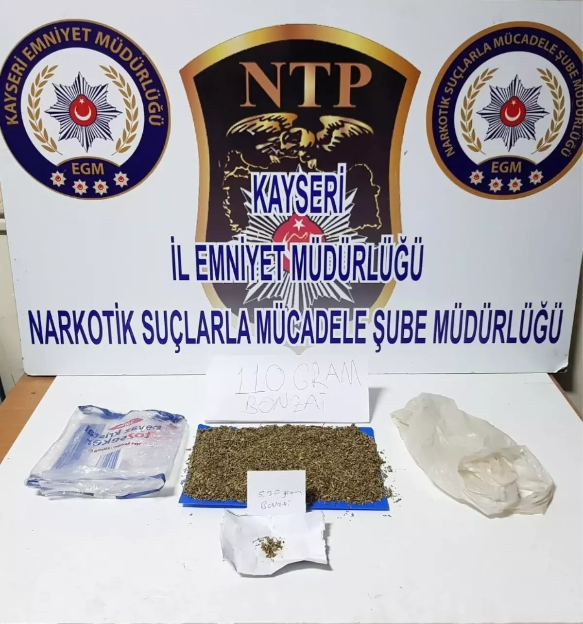 Kayseri\'de Uyuşturucuya Geçit Verilmiyor: 3 Gözaltı