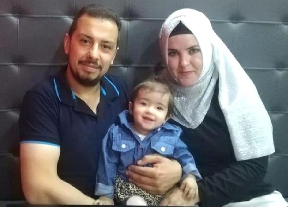 Minik Ayşe Miray\'ın Cenazesini Dedesi Teslim Aldı