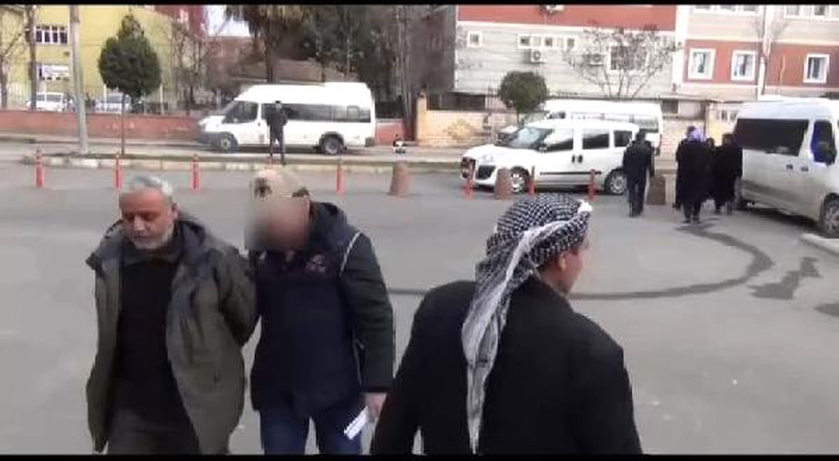 Şanlıurfa\'da PKK\'lı Ve Deaş\'lı 2 Terörist Tutuklandı