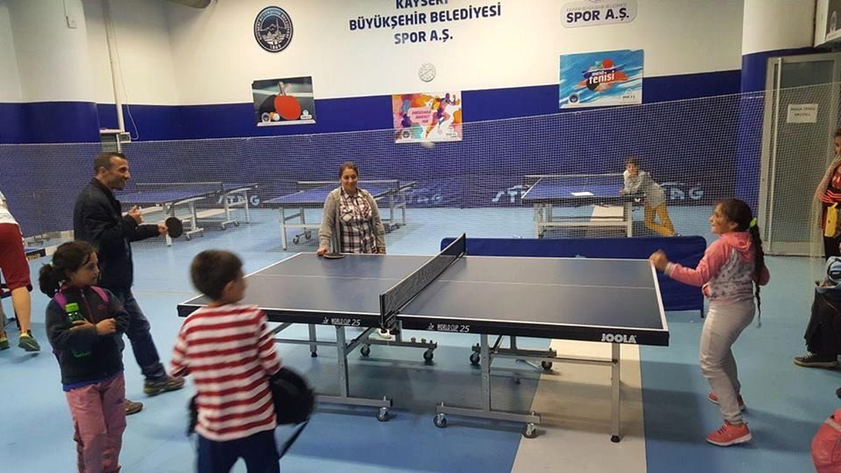 Soğuk Zamanlarda Sıcak Salonlarımızda Spora" Projesi Başladı