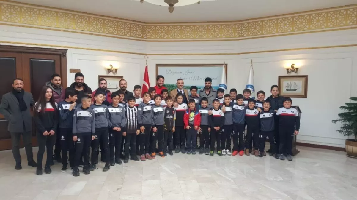 Van Altayspor Öğrencileri Kahvaltıda Bir Araya Geldi