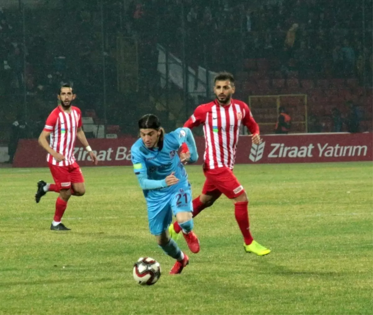 Ziraat Türkiye Kupası: Balıkesirspor Baltok: 1 - Trabzonspor: 1 (İlk Yarı)