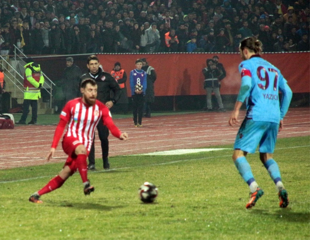 Ziraat Türkiye Kupası: Balıkesirspor Baltok: 1 - Trabzonspor: 3 (Maç Sonucu)