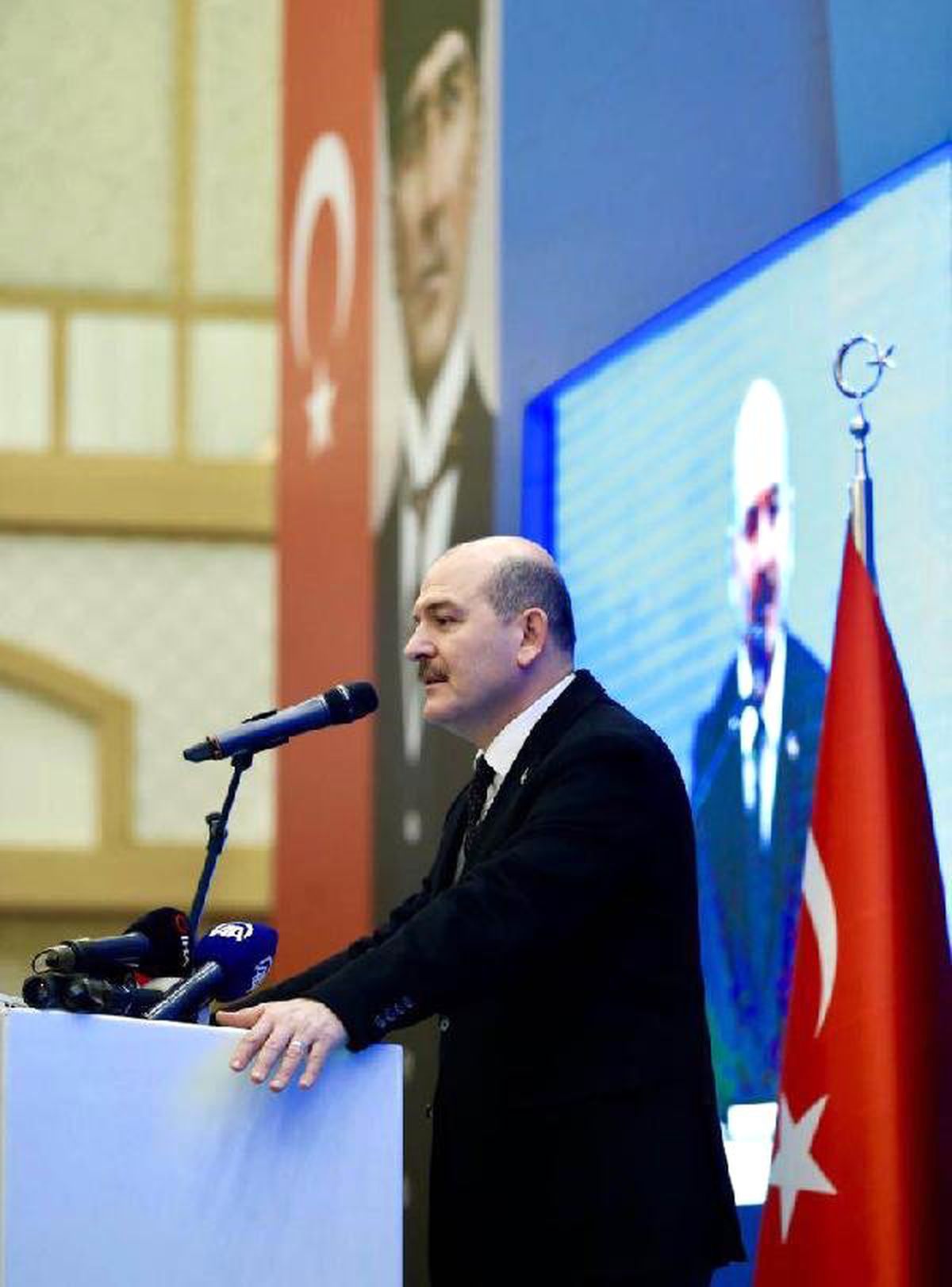 Bakan Soylu: Maket Trafik Polislerine Başlayacağız