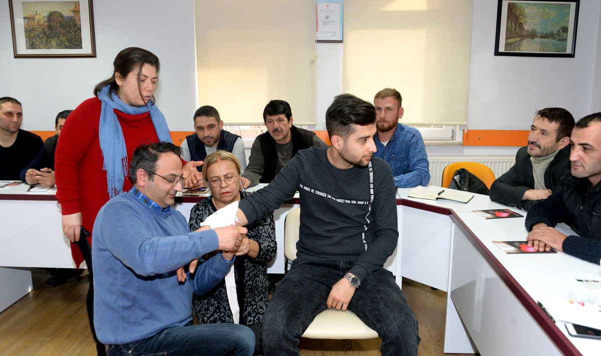 Belediye Personeline Temel İlk Yardım Eğitimi Sertifikası