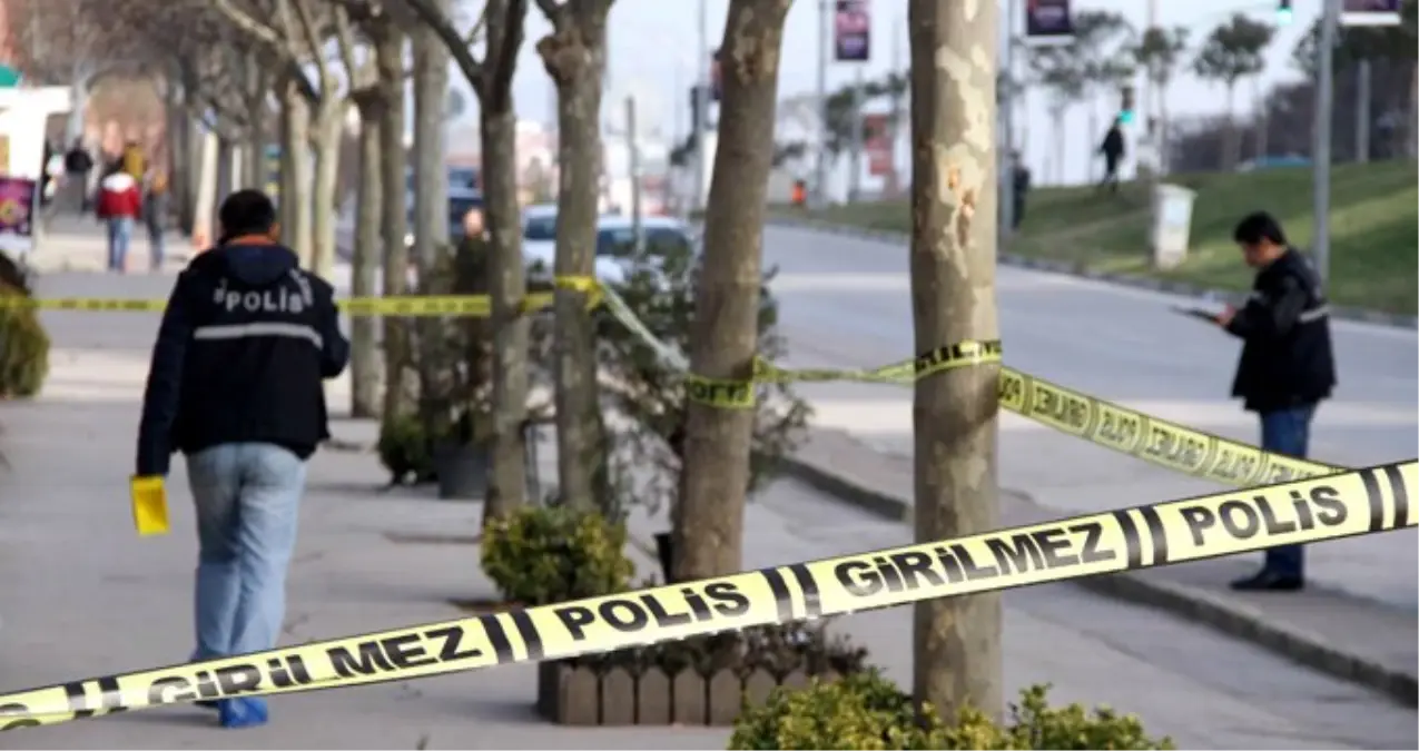 Cani Koca, Boşanma Aşamasındaki Eşini Darp Edip Cam Bardakla Yüzünü Parçaladı