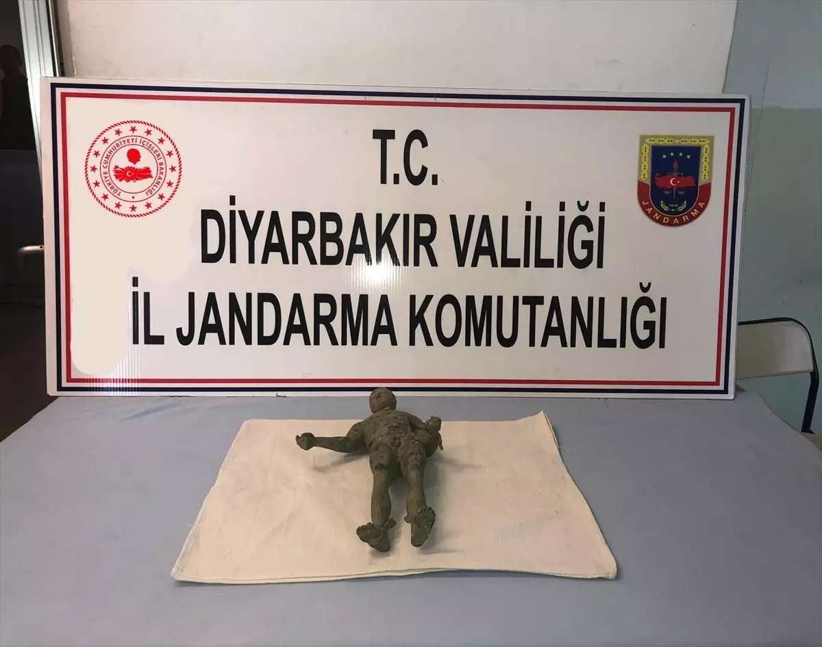 Diyarbakır\'da Tarihi Eser Operasyonu