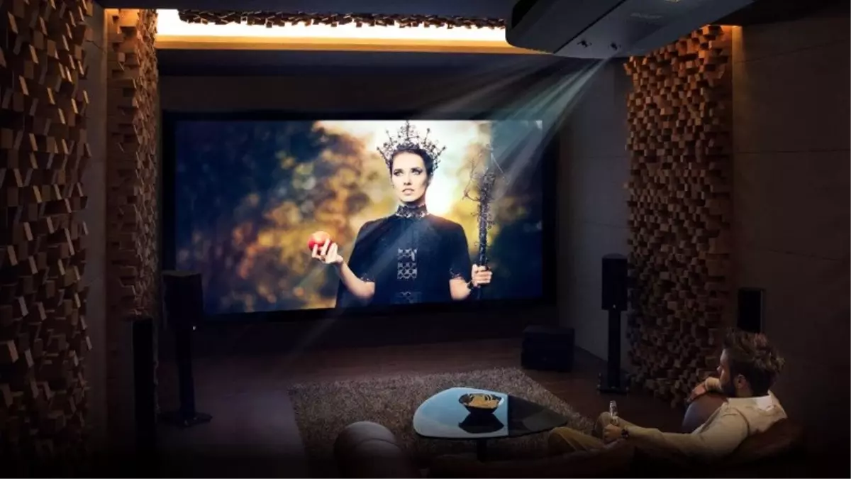Ev Sineması Deneyimine En Uygun Projeksiyon Cihazı: Benq Mh535fhd