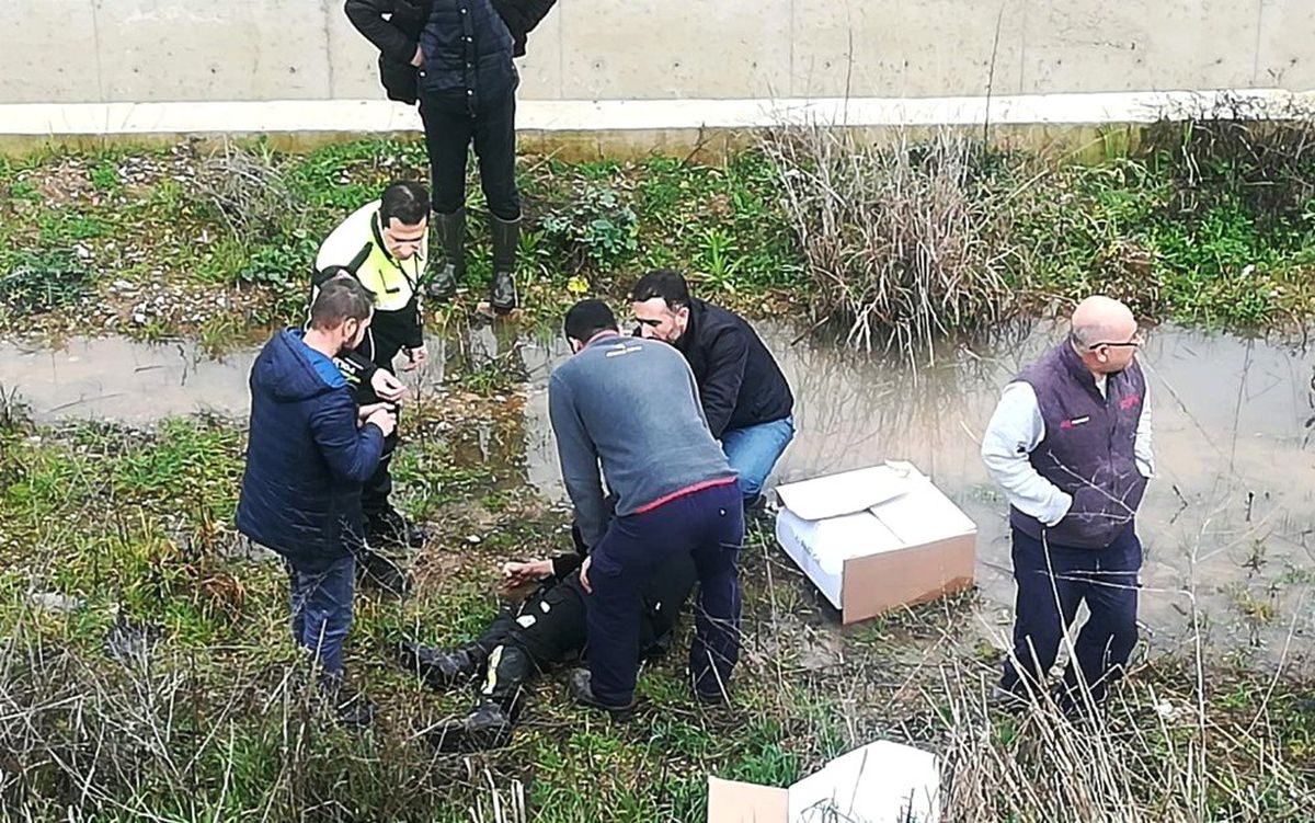 İzmir\'de Trafik Polisi Yol Güvenliğini Sağlarken Şehit Oldu