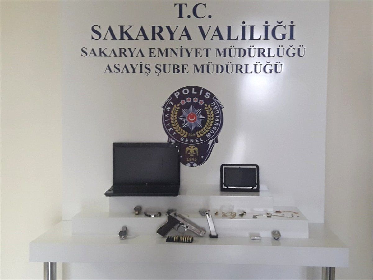 Mahallesindeki 7 Evden Hırsızlık Yapan Zanlı Tutuklandı