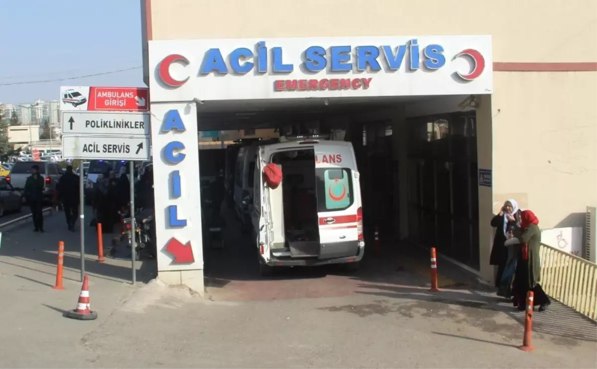 Şanlıurfa\'da Otomobil Devrildi: 1 Ölü, 4 Yaralı