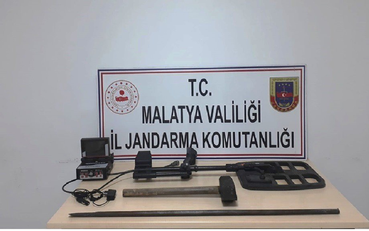 Sit Alanında Kaçak Kazıya Suçüstü: 14 Gözaltı