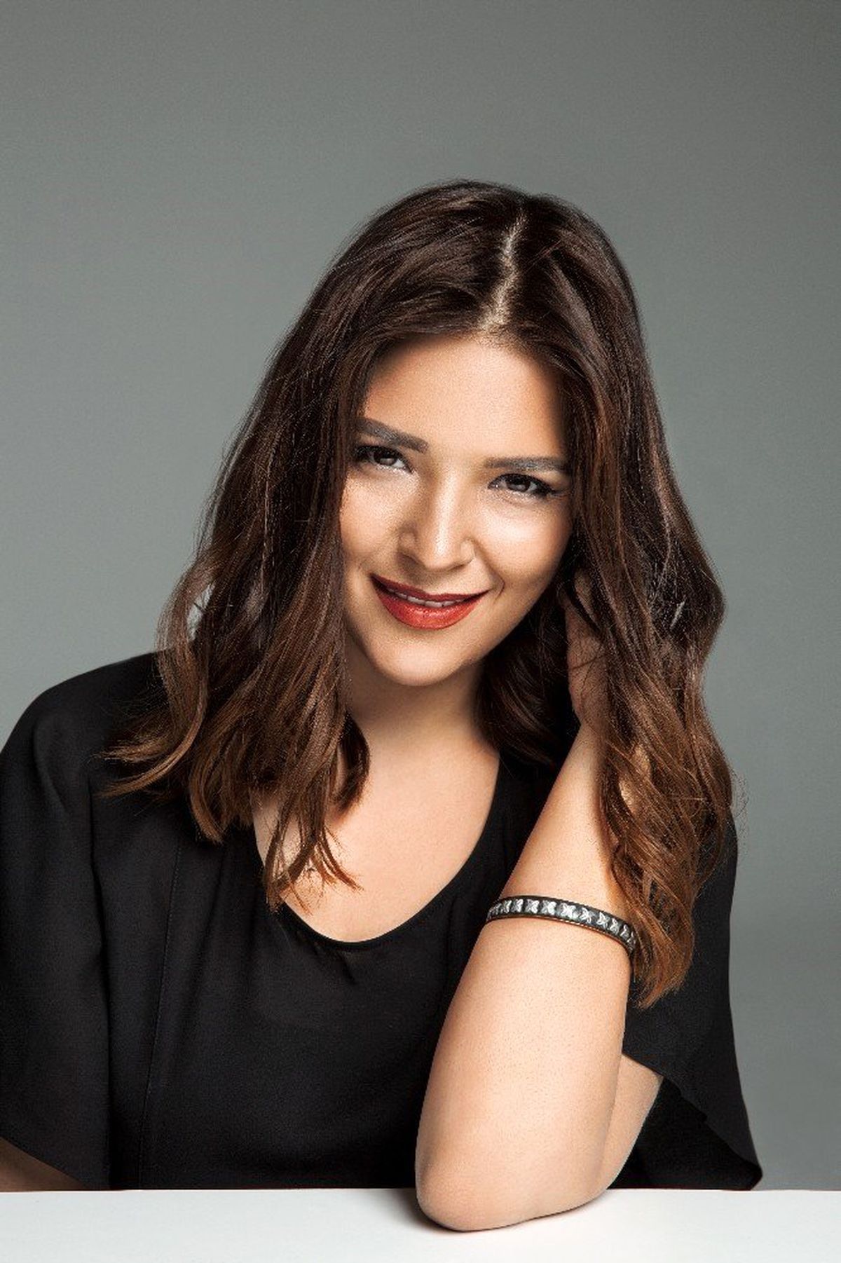 Tuğçe Kandemir, Mini Konser ve İmza Günüyle Hayranlarıyla Buluşacak