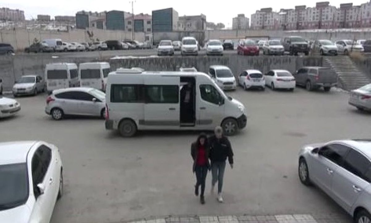 Van\'da Terör Operasyonu: 8 Gözaltı