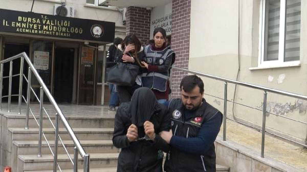 Bursa\'da Uyuşturucu Operasyonu: 13 Gözaltı