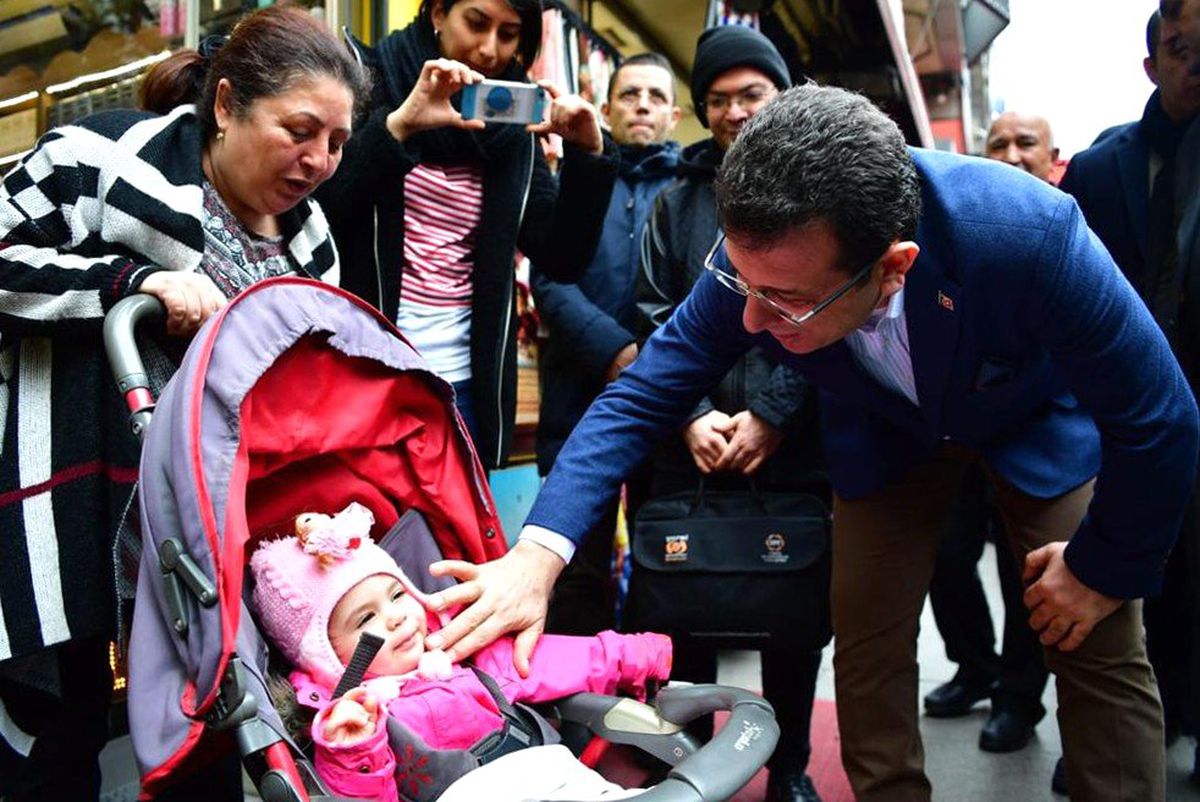 CHP\'li Başkan Adayı İmamoğlu\'ndan Bahçelievler Esnafına Ziyaret