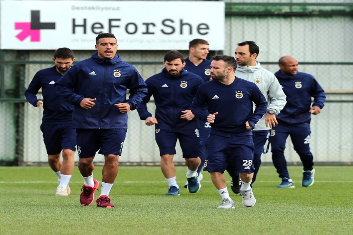 Fenerbahçe Yeni Malatyaspor Maçı Hazırlıklarına Başladı