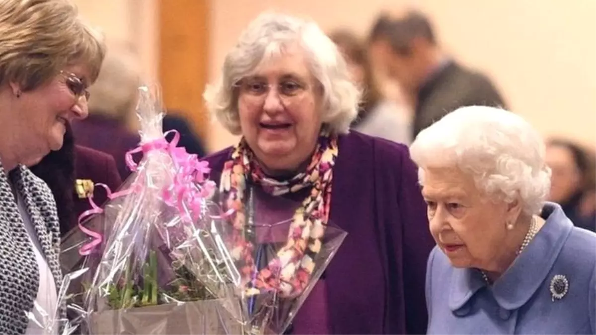 İngiltere Kraliçesi 2. Elizabeth\'den Partilere \'Brexit\' Mesajı: Ortak Zemin Bulun