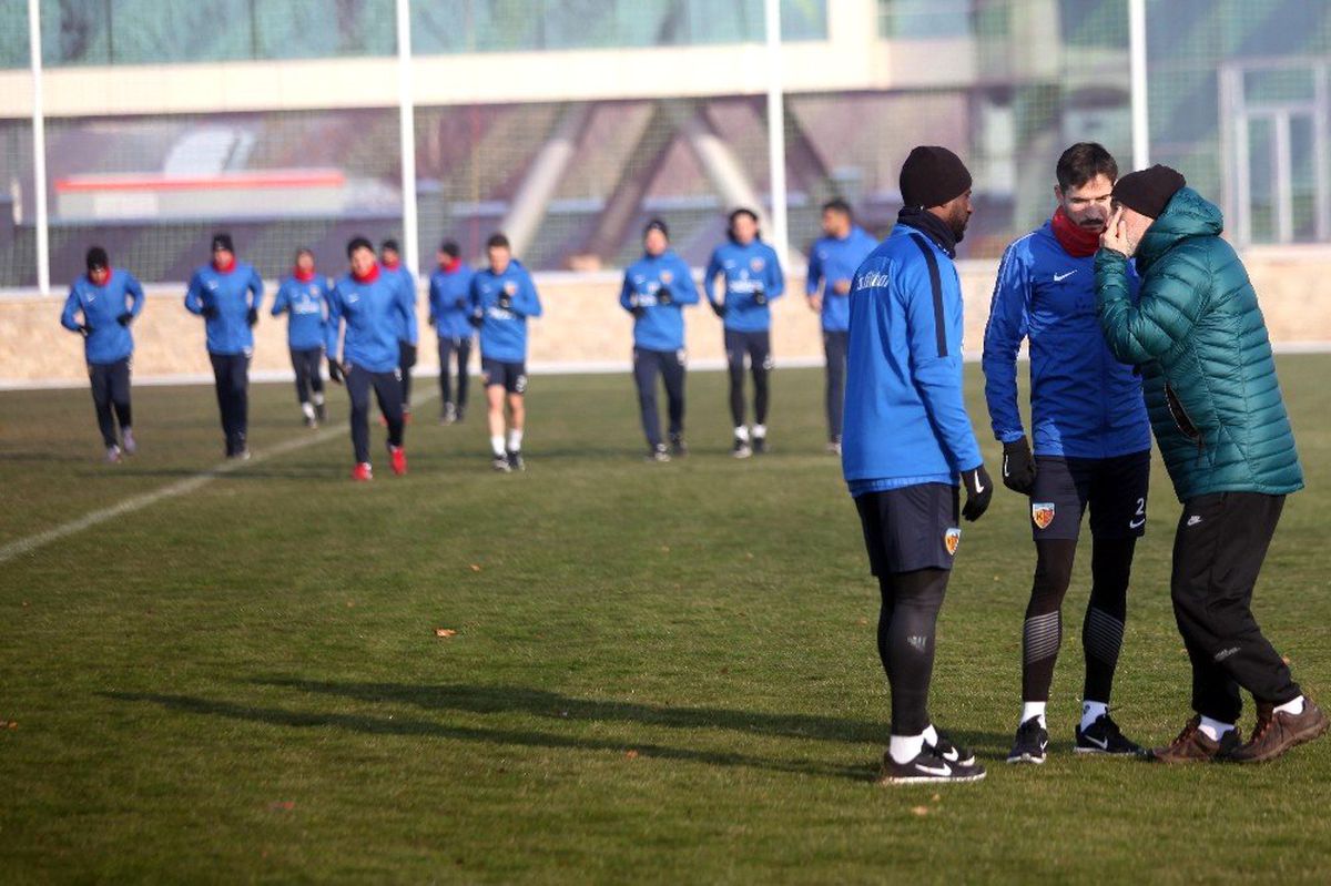 İstikbal Mobilya Kayserispor\'da 5 Eksik Var