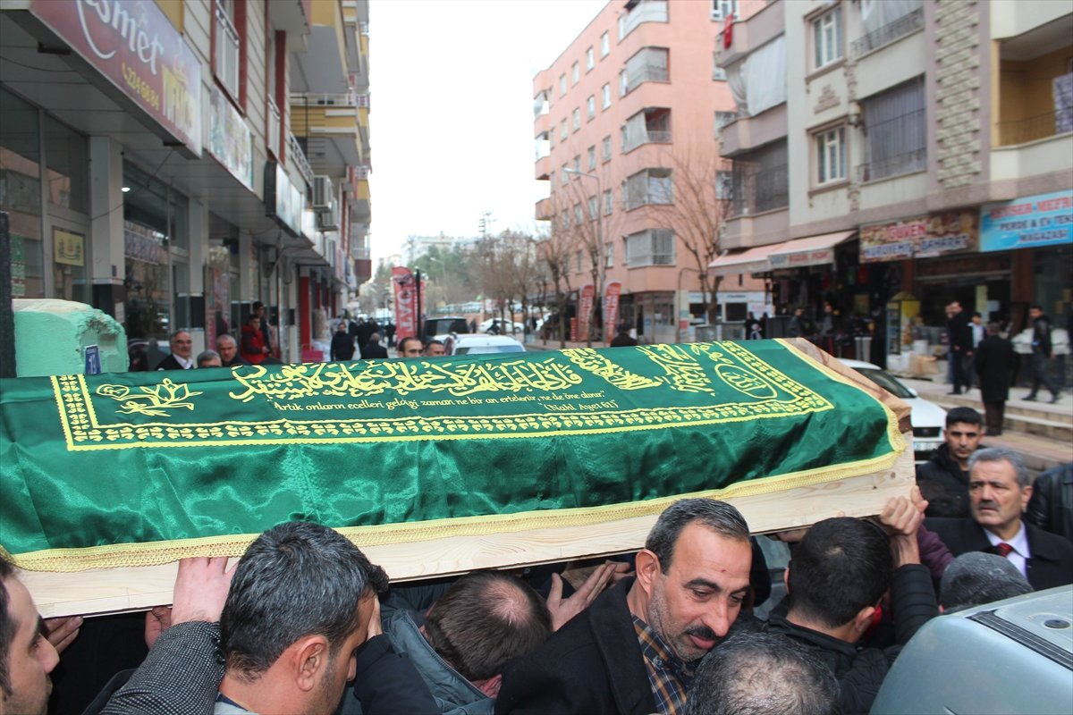 Kardeşini Kurtarmak İçin Hayatını Feda Etti