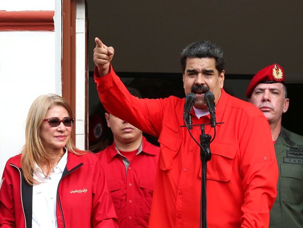 Maduro: Darbeyi bozguna uğratacağız