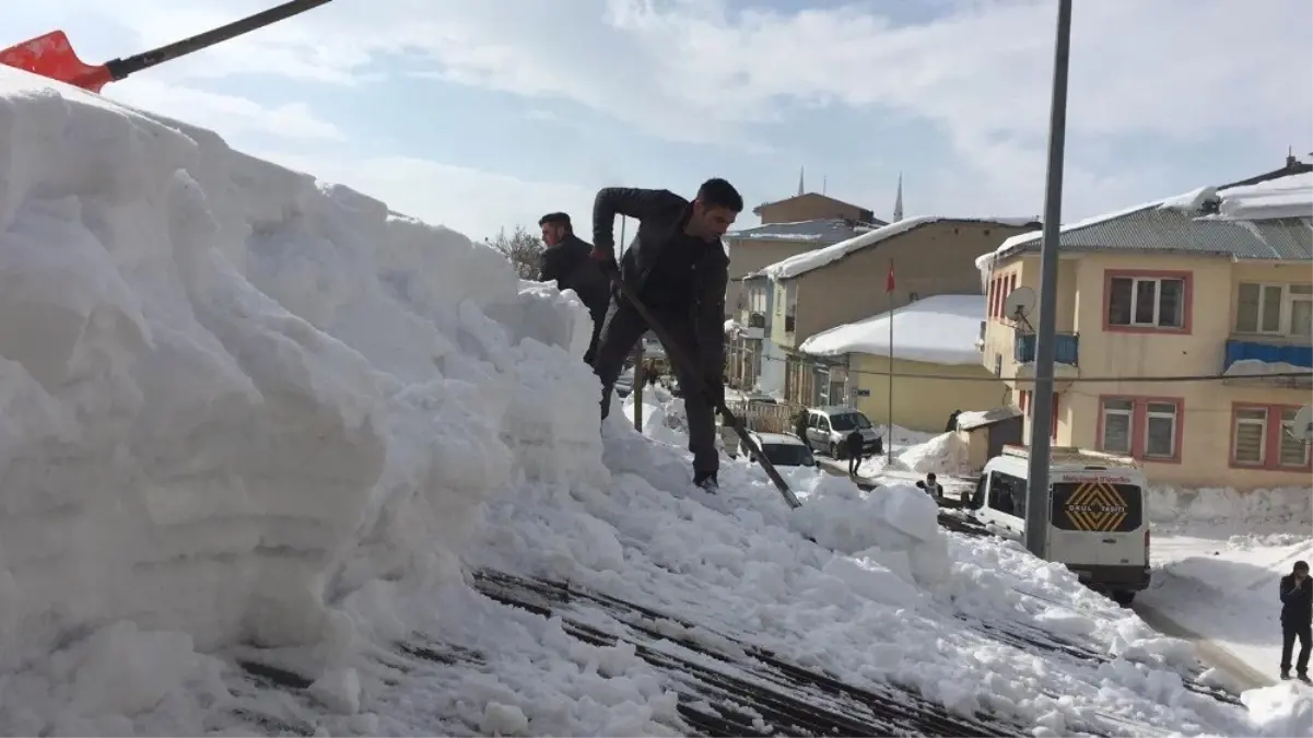 O İlçede 45 Gündür Kar Etkili Oluyor