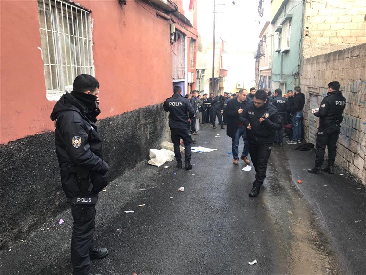 Suriyeli Anne ve Çocukları Darbedildi: 1 Ölü, 3 Yaralı