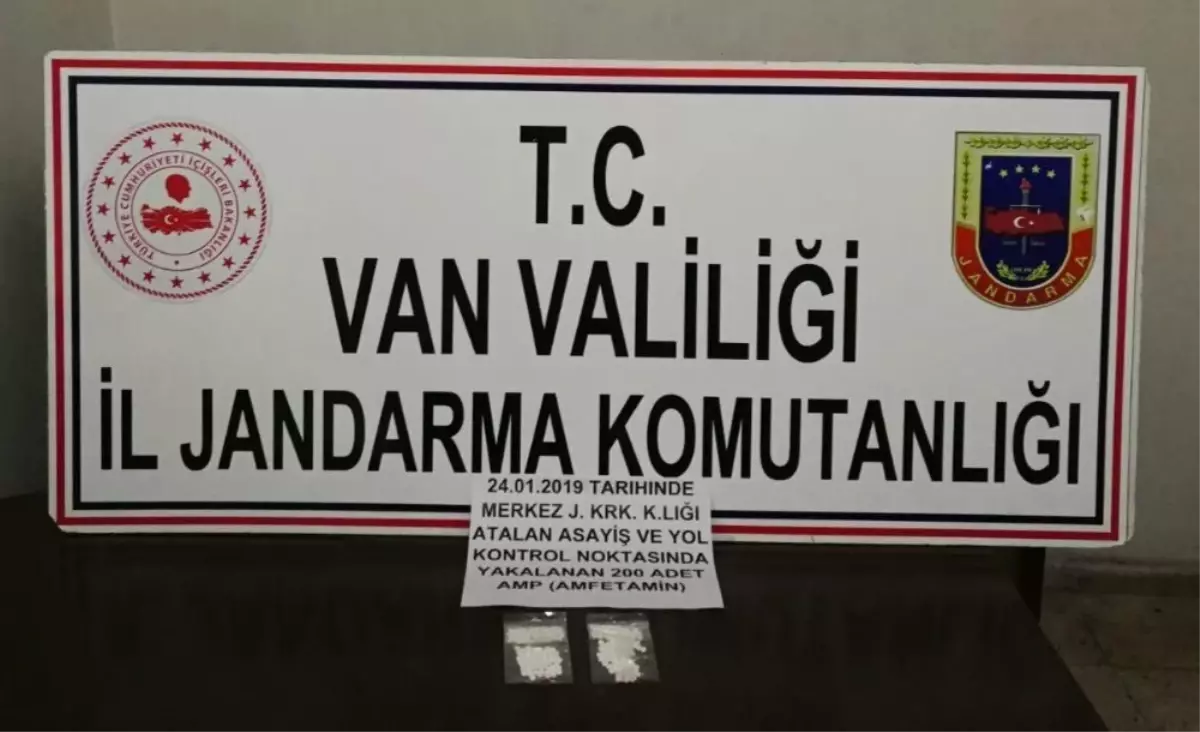 Van\'da 200 Adet Uyuşturucu Hap Ele Geçirildi