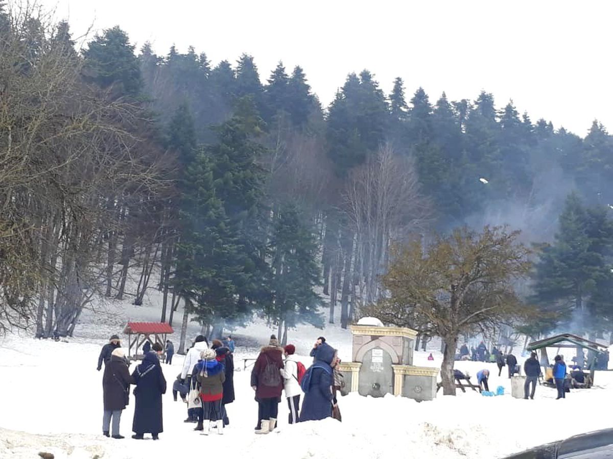 Abant Tabiat Parkı\'nda İnsan Seli