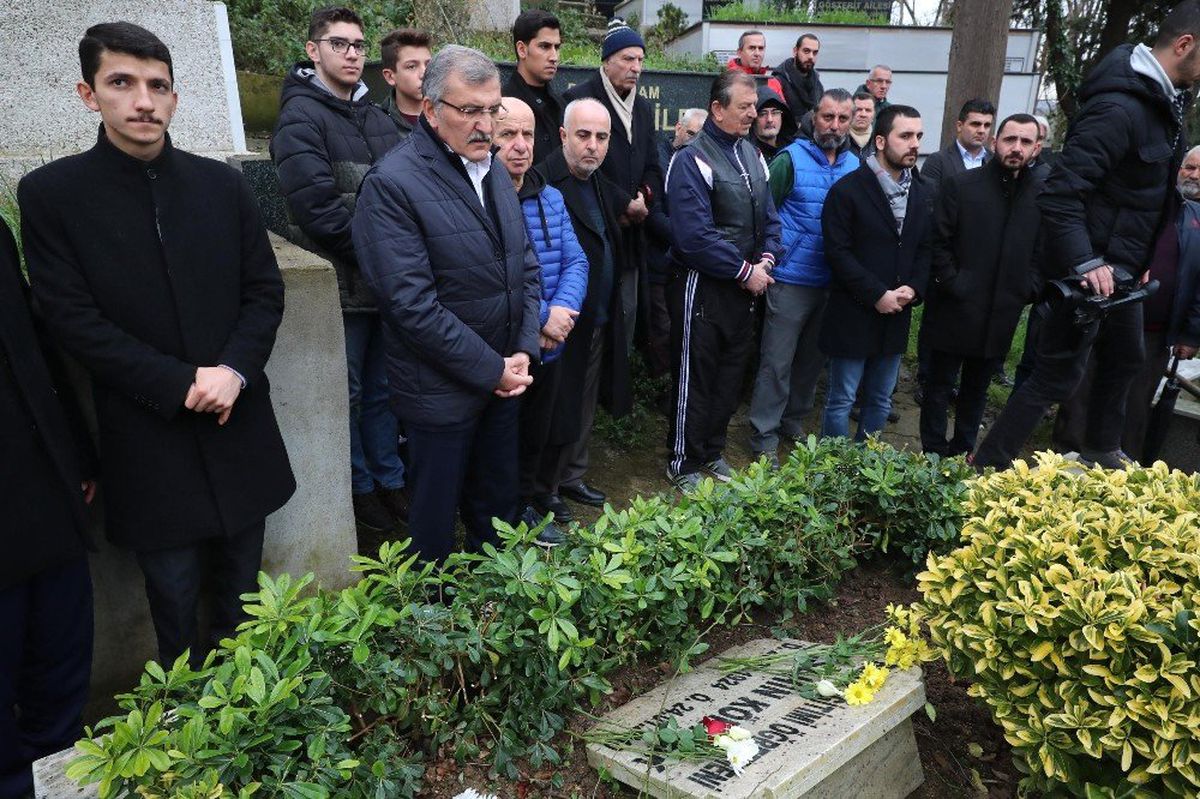 AK Parti Beykoz Belediye Başkan Adayı Murat Aydın Beykoz\'un İki Unutulmaz İsminin Kabrini Ziyaret...