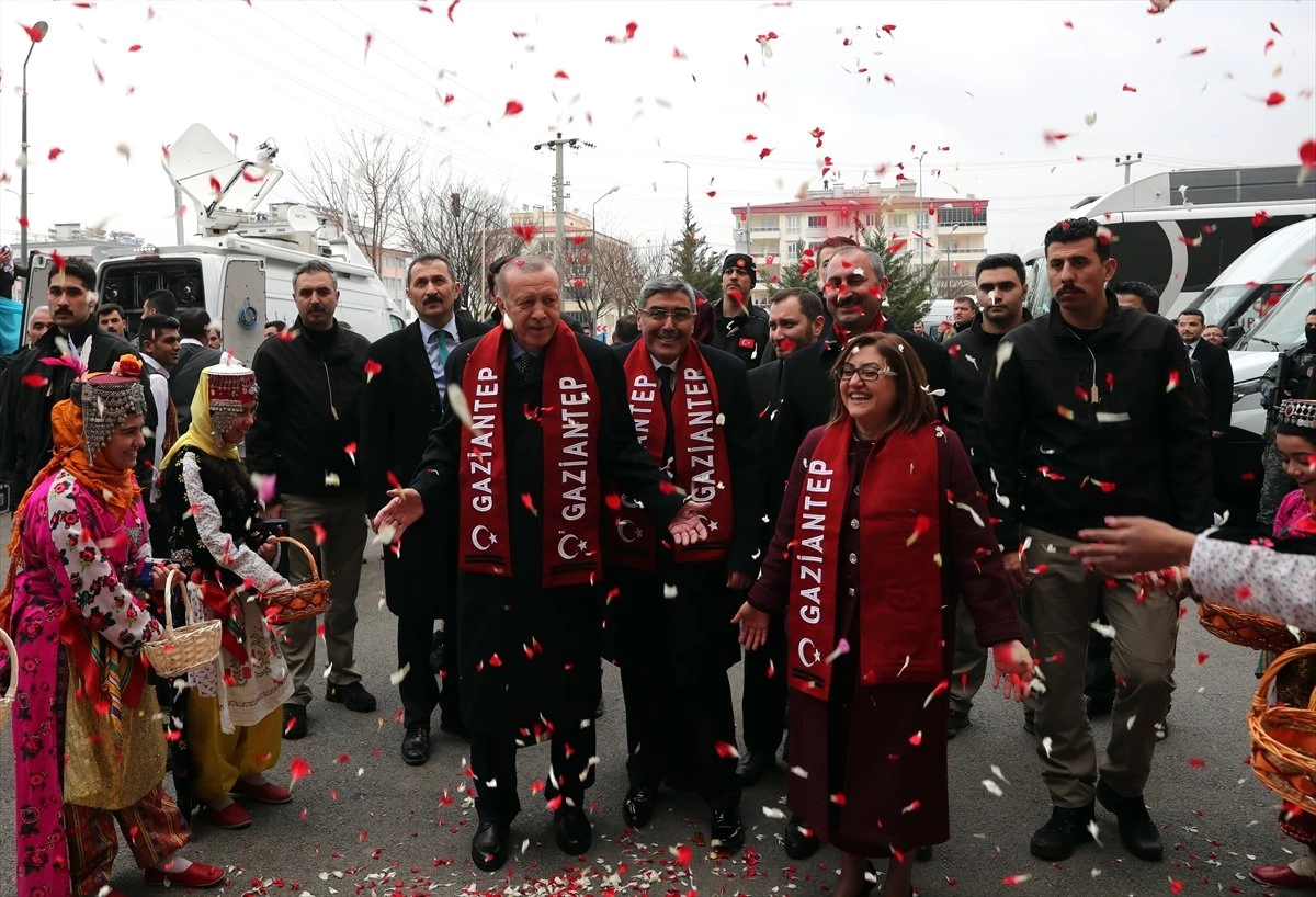 AK Parti Gaziantep Aday Tanıtım Toplantısı