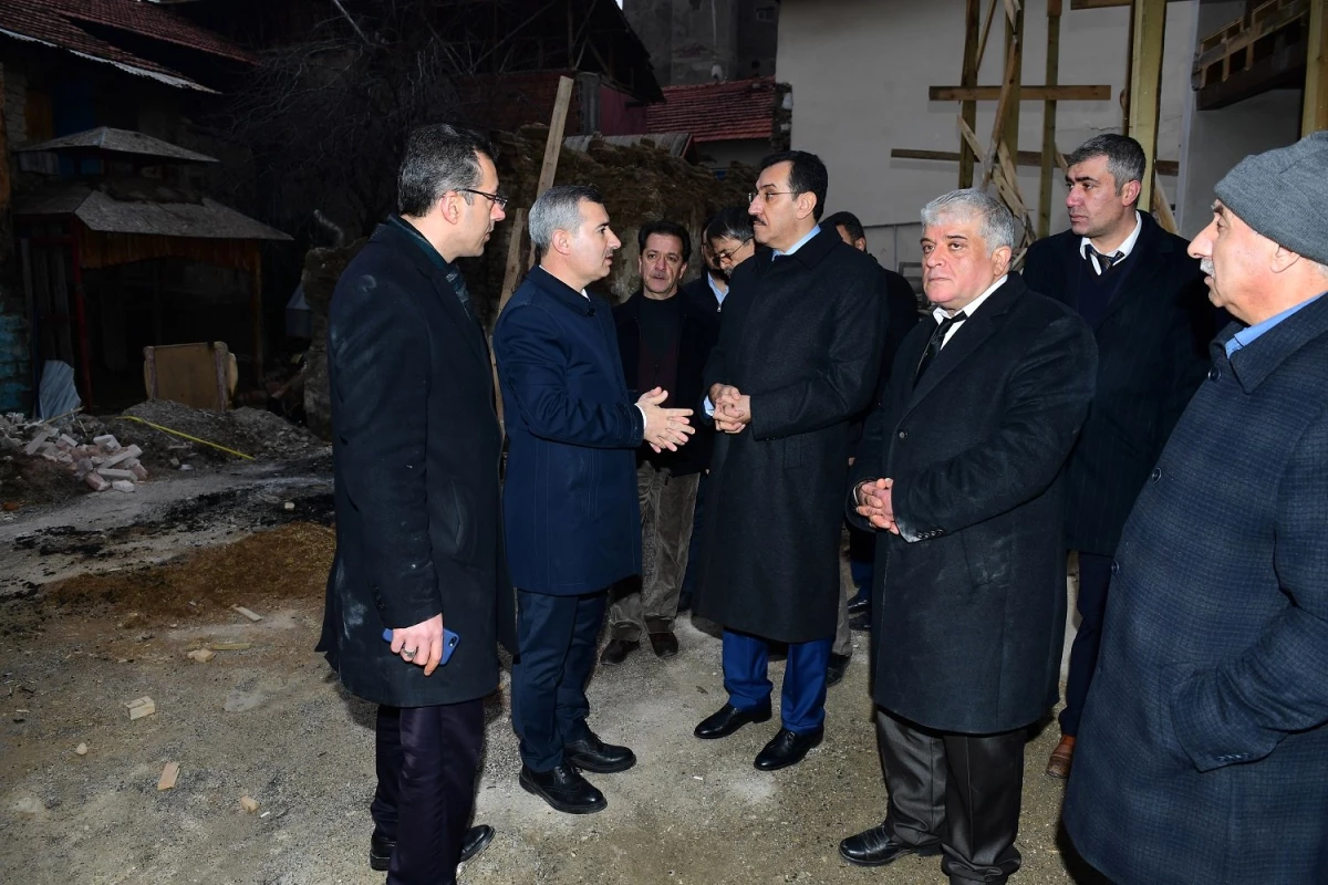 Ak Parti Milletvekili Bülent Tüfenkci, Tarihi Konakların Restorasyon Çalışmalarını İnceledi