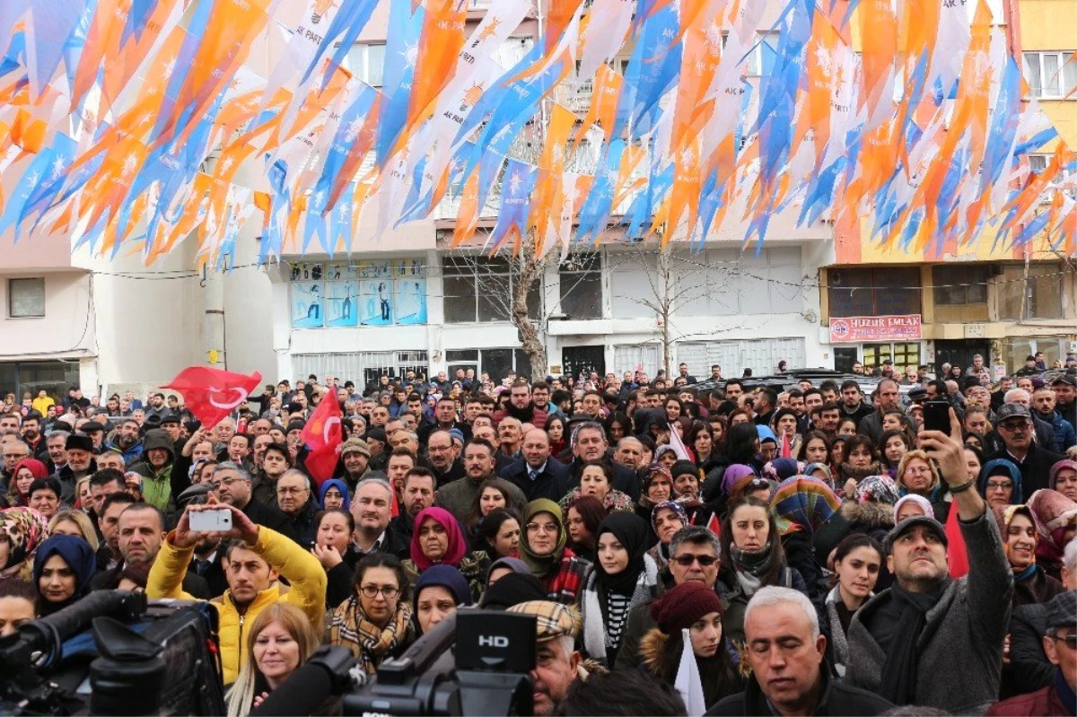 AK Parti Skm Yoğun Katılımla Açıldı