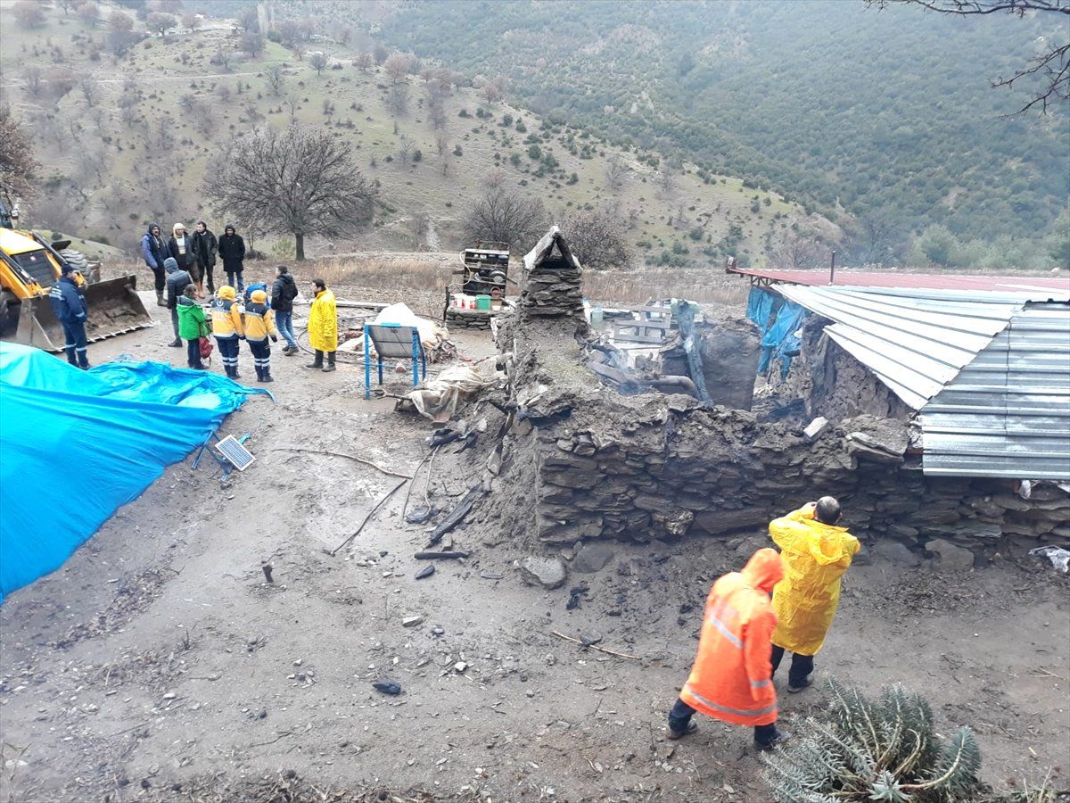 Aydın\'da Bir Evde Yangın ve Patlama