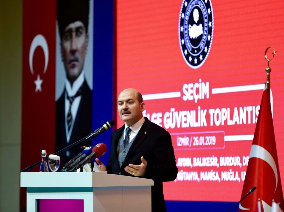 Bakan Soylu: "Şapkayı Önüne Koyup \'Adam Kazandı\' Dedi" (2)