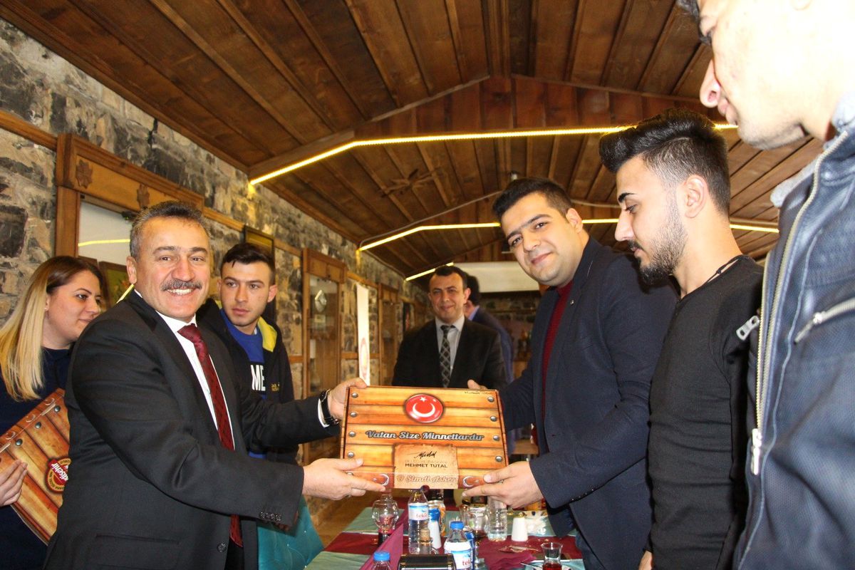Başkan Tutal 99/1 Tertip Mehmetçiklerle Yemekde Buluştu