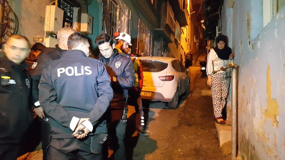Bursa\'da Az Kalsın Mahalleyi Havaya Uçuracaktı