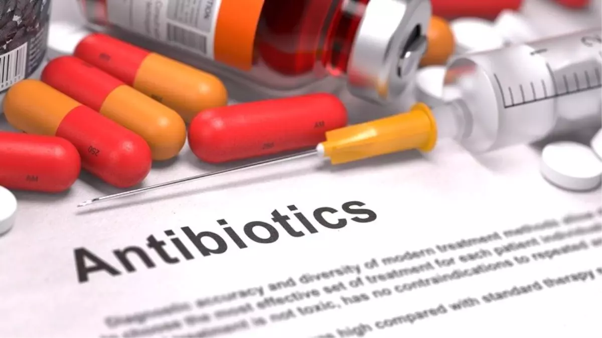 Gereksiz Kullanılan Antibiyotiklerin Hastane Enfeksiyonuna Yol Açtığı Açıklandı