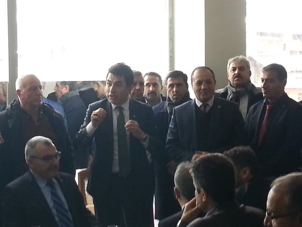 İspir\'de MHP\'ye Coşkulu Karşılama