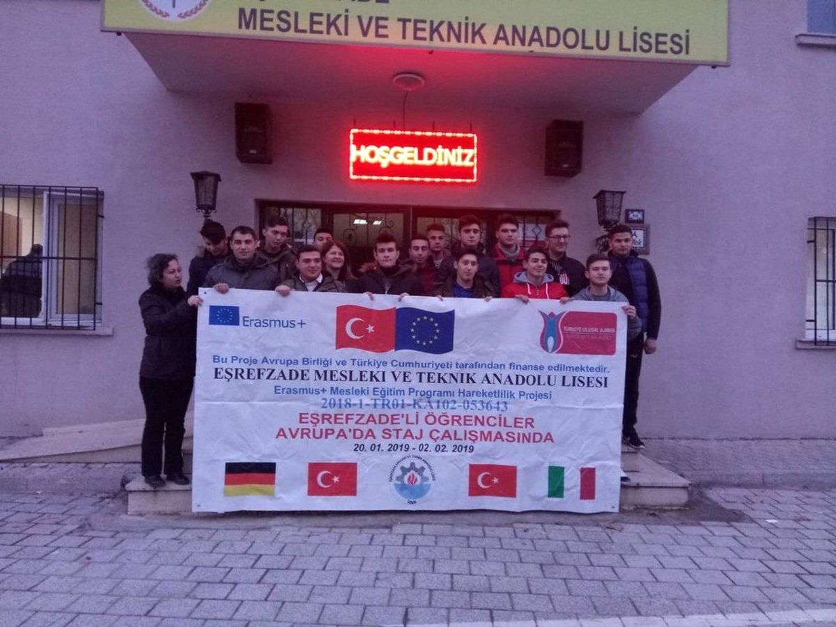 İznikli Öğrenciler Avrupa Yolcusu