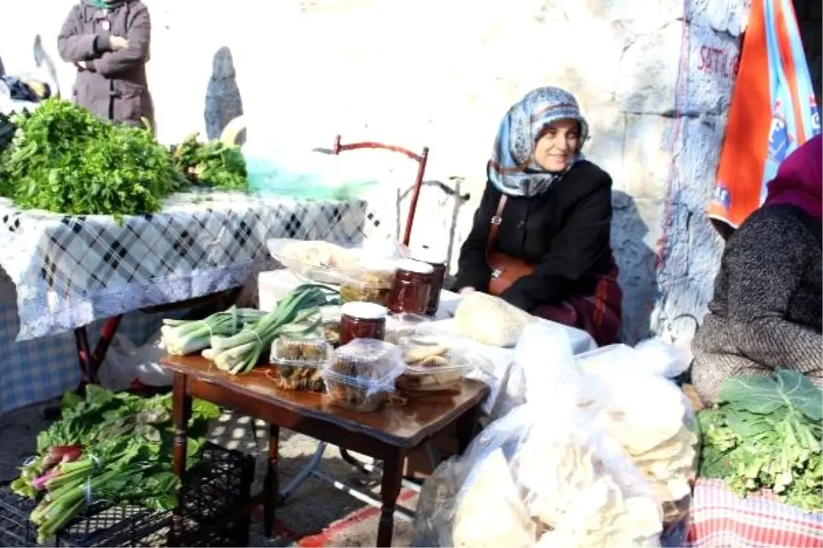 Kadınlar Köyde Üretip, Şehirde Satıyor