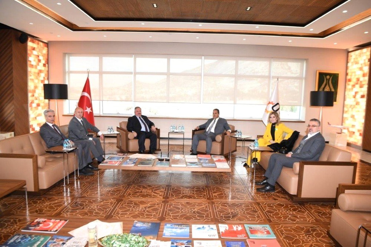 Kayseri Osb Türk Ticaret Merkezleri Projesinin İlkini Dubai\'de Hayata Geçiriyor