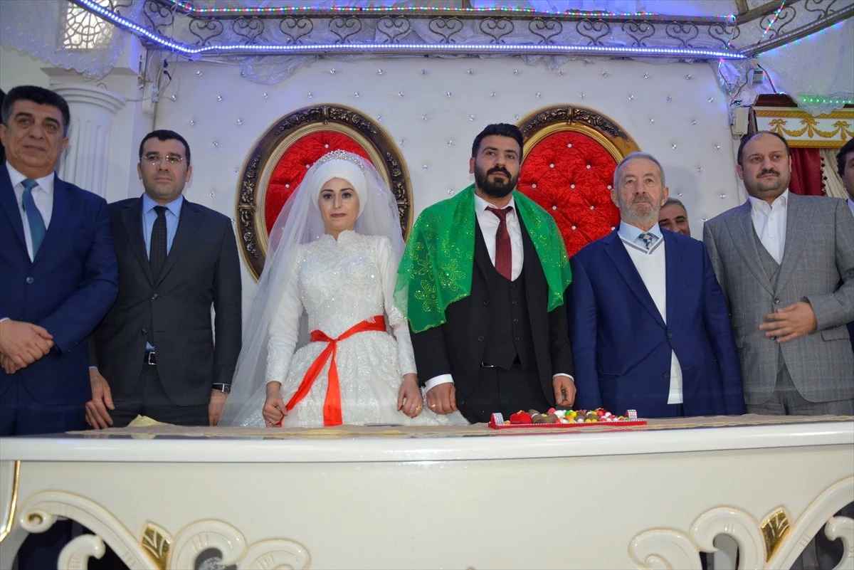 Milletvekili Gülpınar Nikah Şahidi Oldu