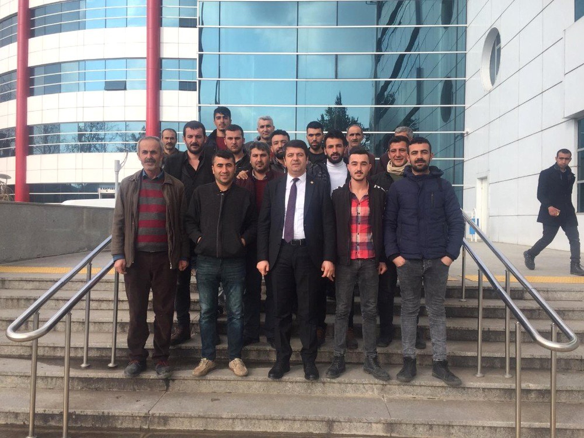 Milletvekili Tutdere Tütüncülerin Mahkemesine Katıldı