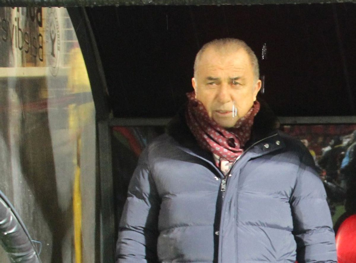 Sahada Olmayı Özledim"